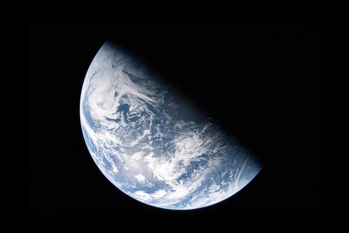Capture the Earth Without Costing It. Small Photography Shifts, Big Impact.